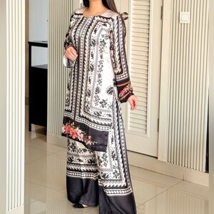 Pakistani 2 piece Co Ord / Black and White Floral ~ Brand New! FreeShipping!